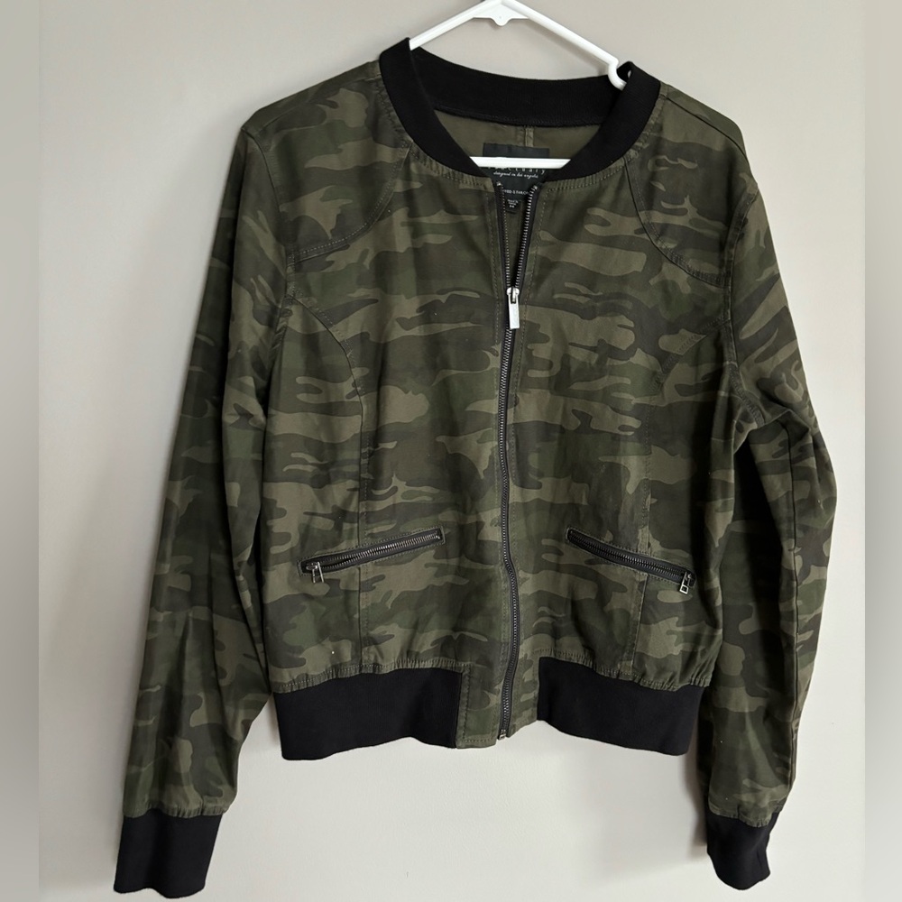 Sanctuary Camo Bomber Jacket from Anthropologie, size medium - Picture 2 of 8